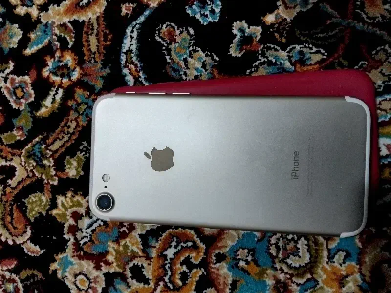 ایفون سون ۱۲۸ تمیز باطری ۱۰۰ ،پول لازم فروش فوری|موبایل|اراک, |دیوار