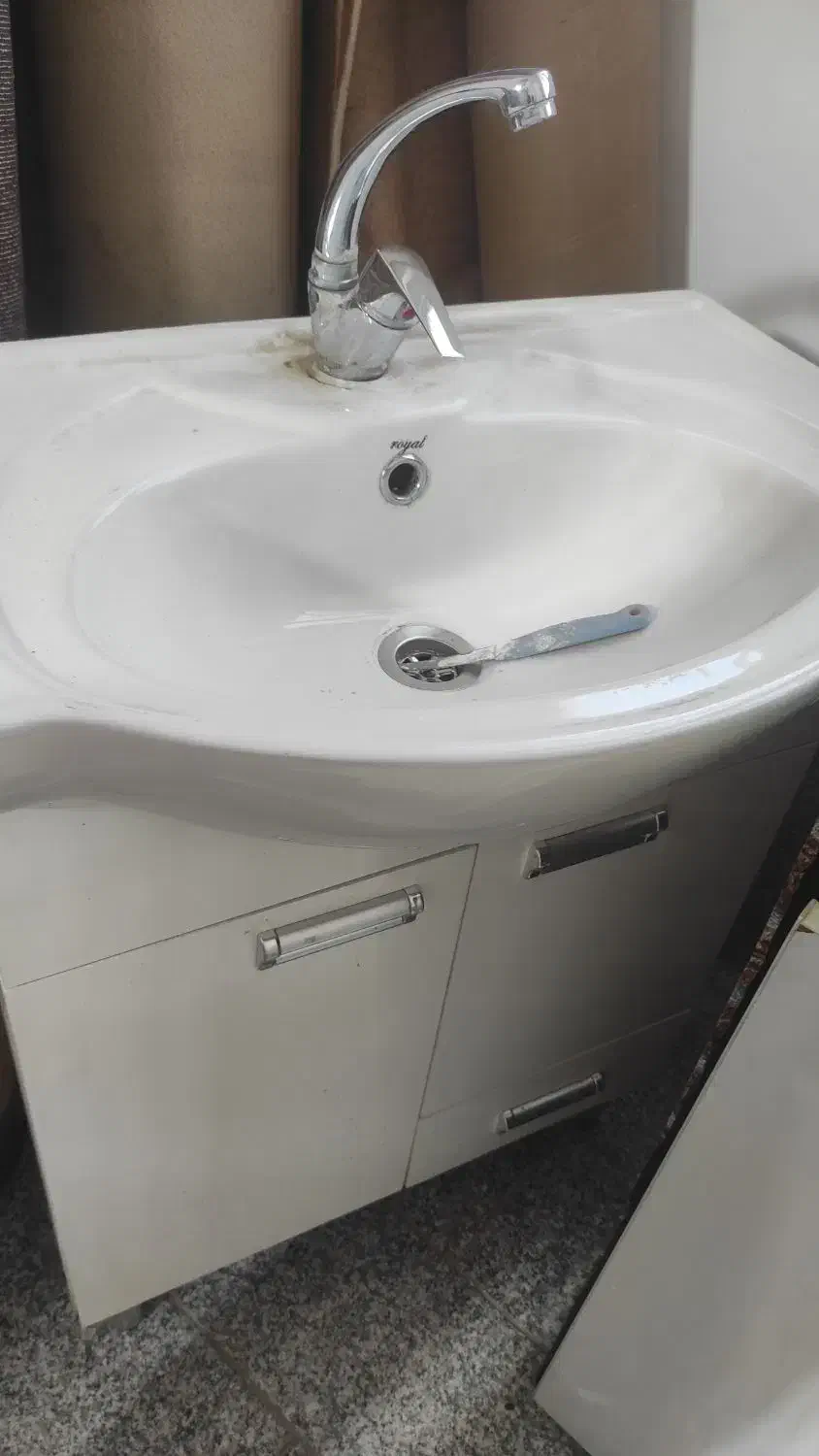 مقداری لوازم منزل|لوازم سرویس بهداشتی|خرم‌آباد, |دیوار