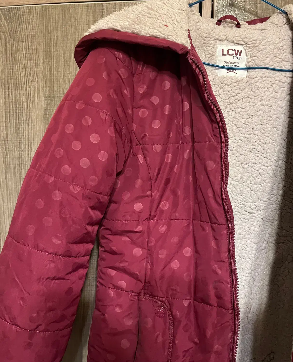 کاپشن دخترانه خارجی|کفش و لباس بچه|تهران, فلسطین (میدان انقلاب)|دیوار