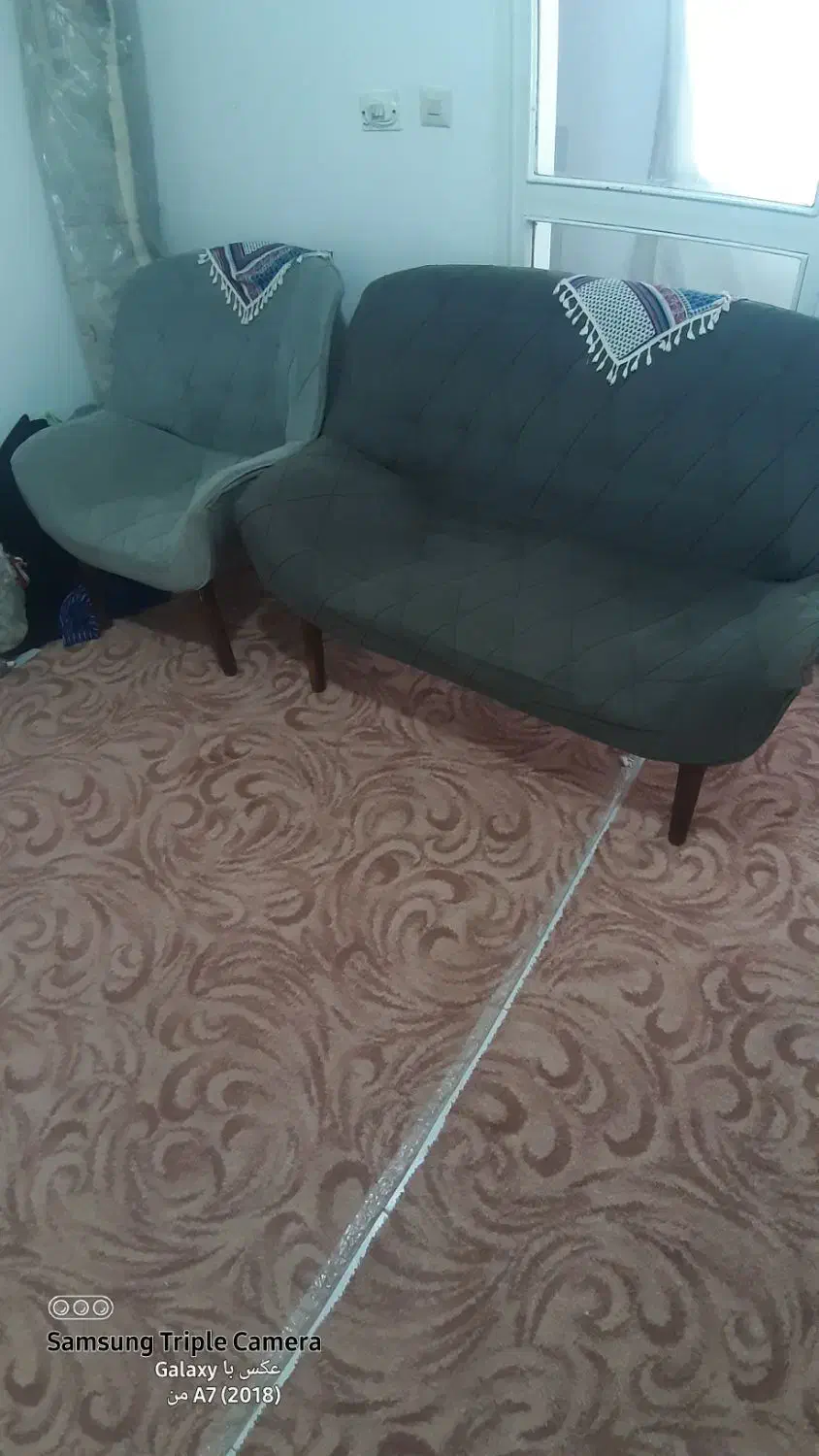 مبل چستر ۷نفره|مبلمان خانگی و میز عسلی|محمدشهر, هزار واحدی|دیوار