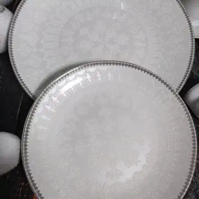 سرویس ۱۲نفره چینی|ظروف سرو و پذیرایی|قم, شهرک امام حسن|دیوار