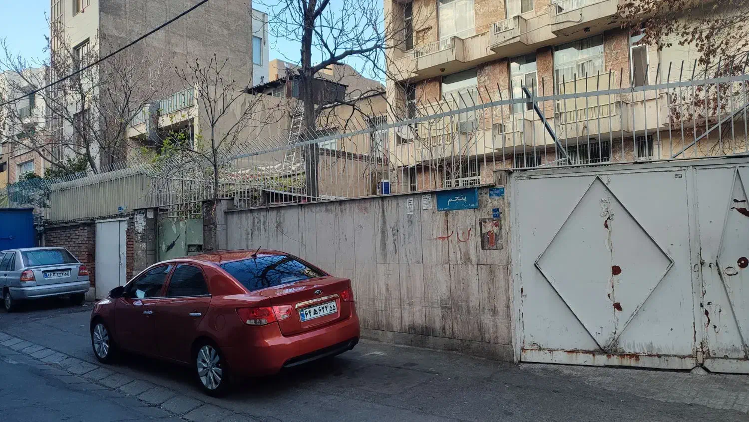 معاوضه ملک کلنگی ۹۰متر در مجیدیه با آپارتمان نارمک|فروش زمین و ملک کلنگی|تهران, مجیدیه|دیوار