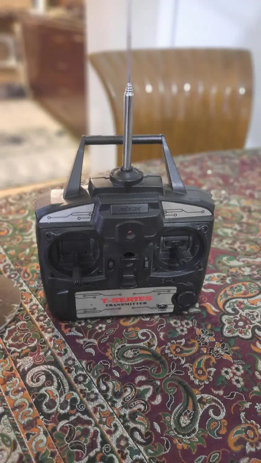 T11 بااوج پروازتا۱۰۰متربه بالا|کلکسیون و سرگرمی|تهران, زعفرانیه|دیوار