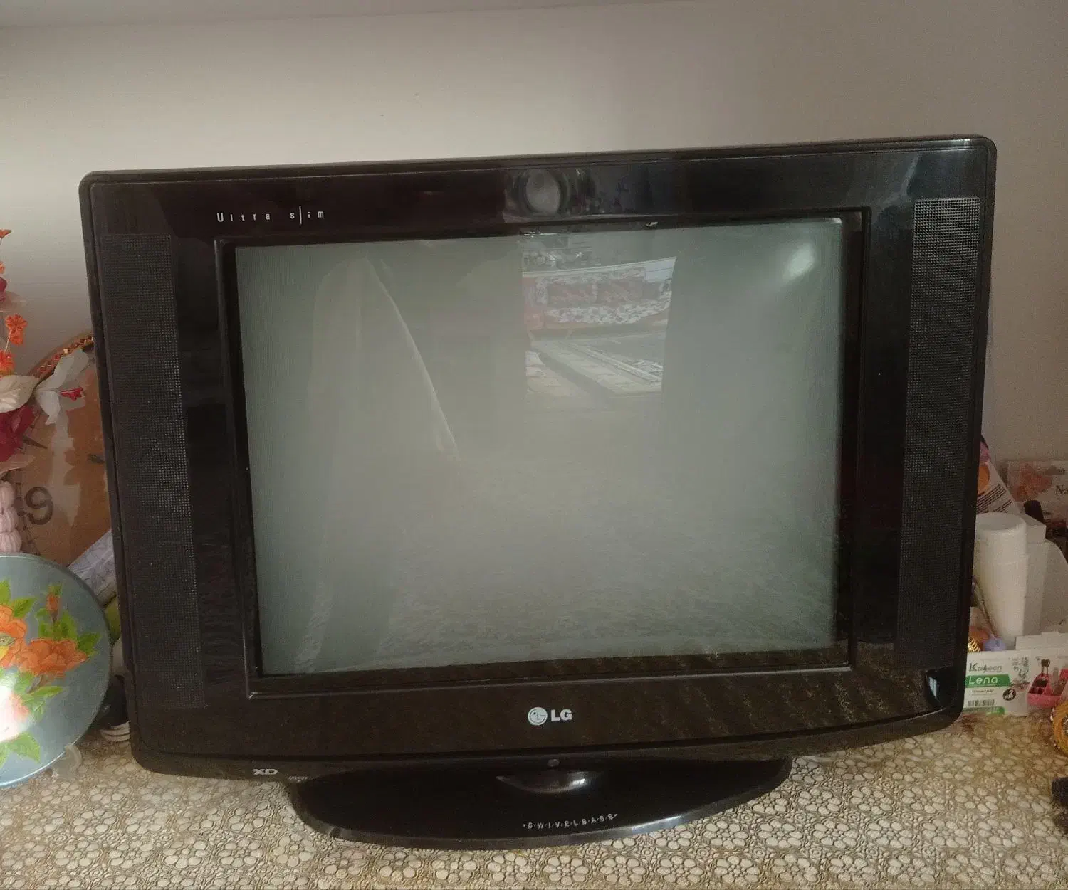 تلویزیون الجی 21اینج|تلویزیون و پروژکتور|نجف‌آباد, کهریزسنگ|دیوار