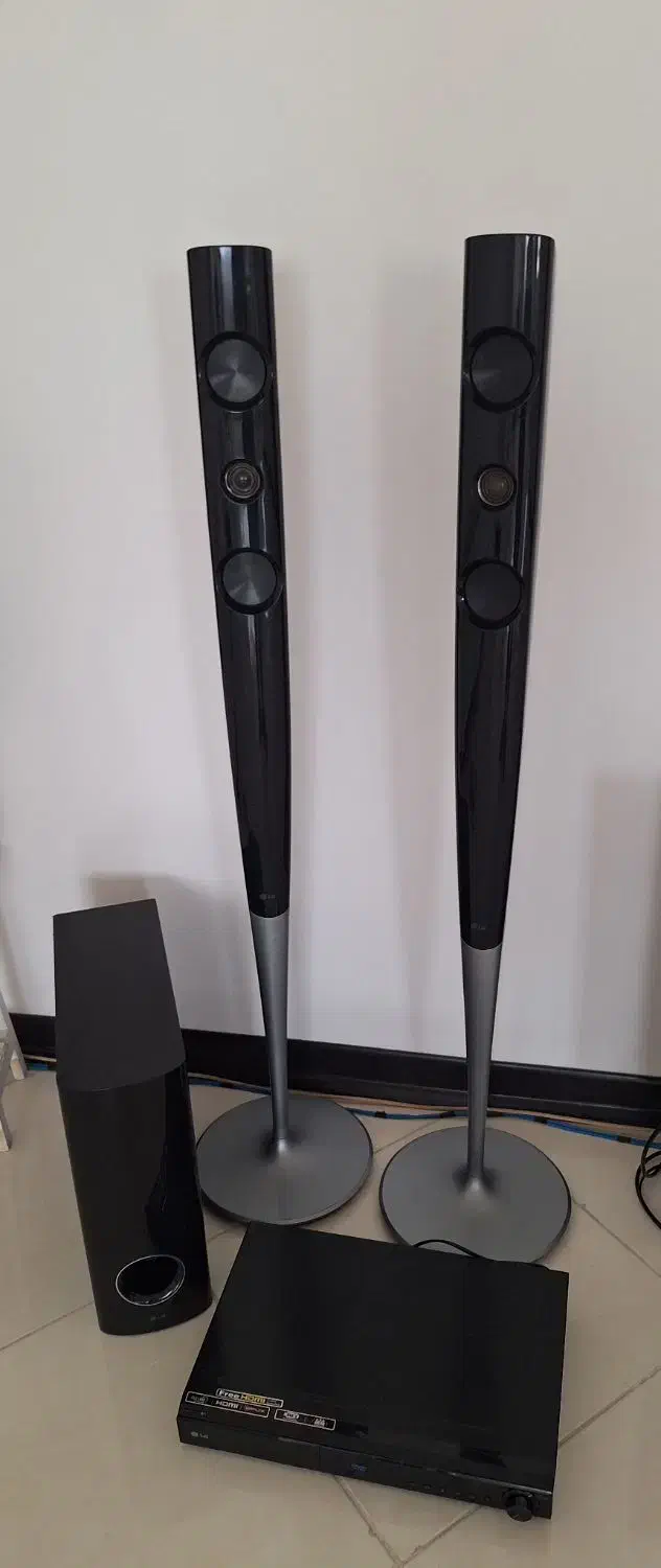 یک جفت باند ال جی به همراه ساب و دی وی دی|سیستم صوتی خانگی|کرج, شهرک یاس شمالی|دیوار