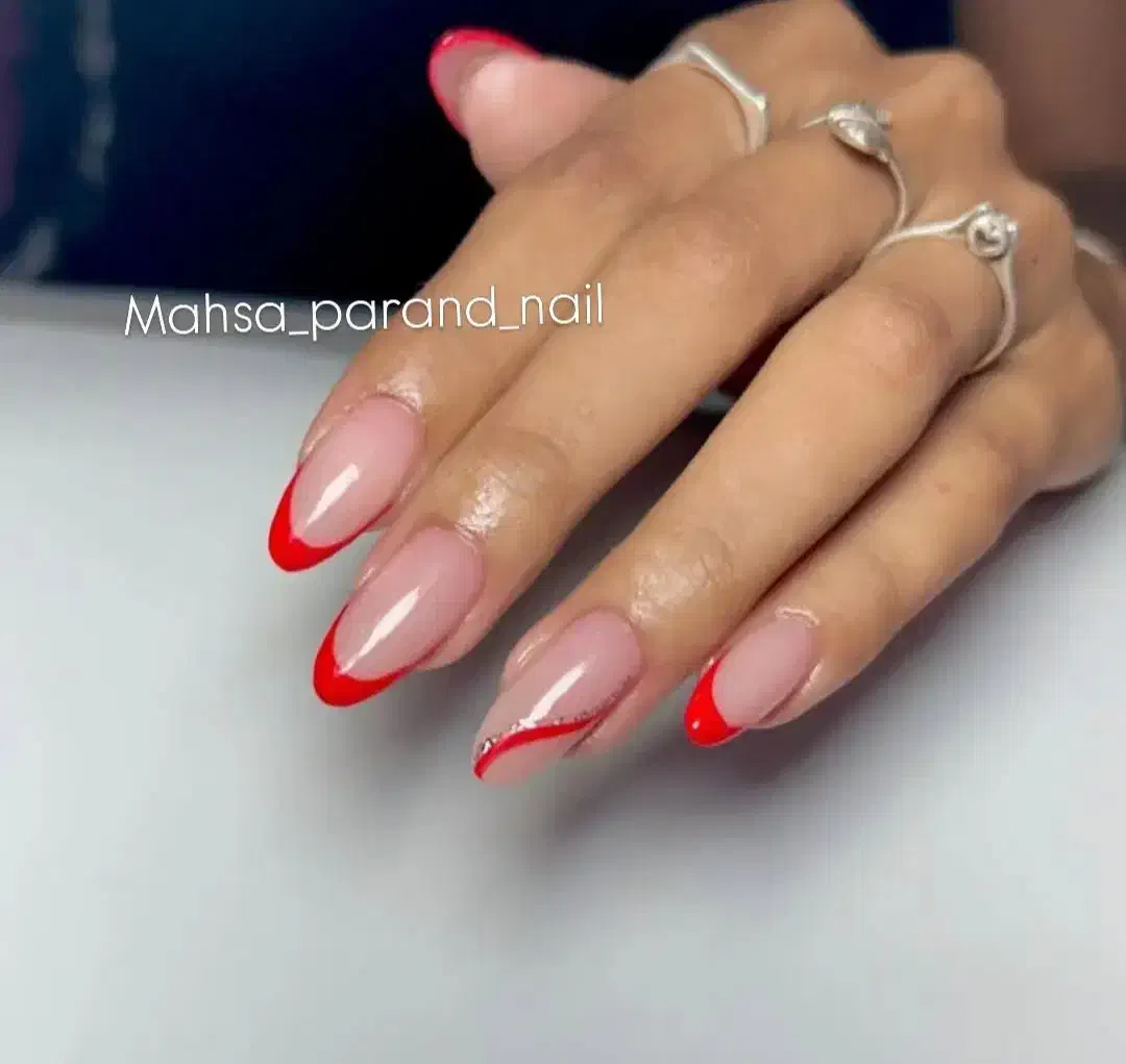 آموزش و خدمات کاشت ناخن کوزو۵|خدمات آرایشگری و زیبایی|پرند, فاز ۵|دیوار