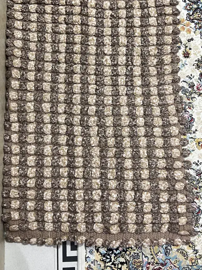 پادری مخمل نو|پادری|قم, میرزائیه|دیوار