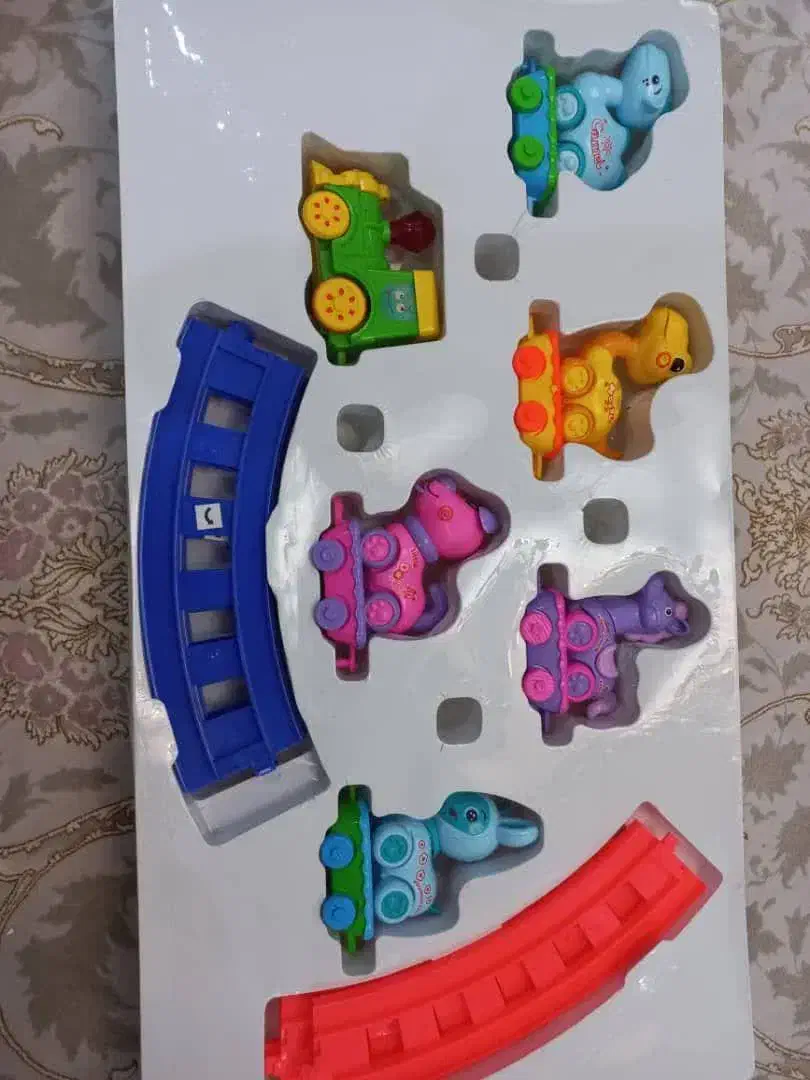 اسباب بازی|اسباب‌بازی بچه|قدس, شهر‌قدس|دیوار