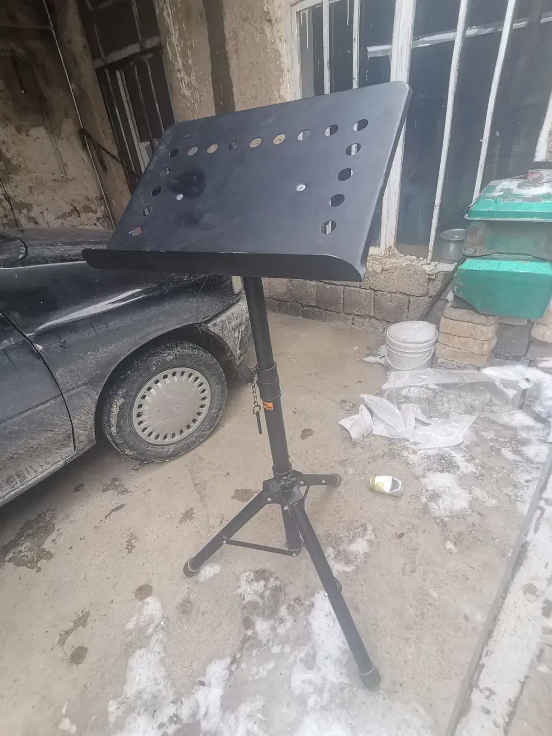 جی تی 100 در حد اکبند|سازهای سنتی|لاجان, |دیوار