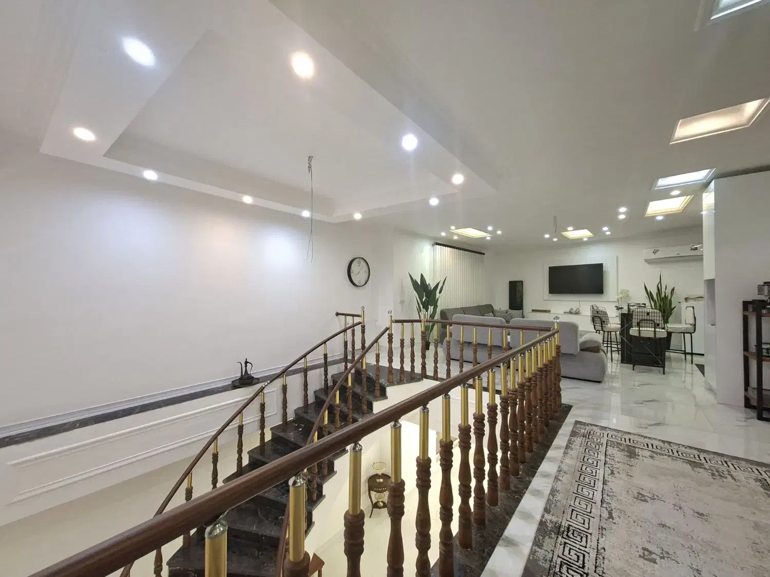 فروش و تهاتر ویلا دوبلکس ۳۴۰ متری سند دار|فروش خانه و ویلا|قائم‌شهر, |دیوار