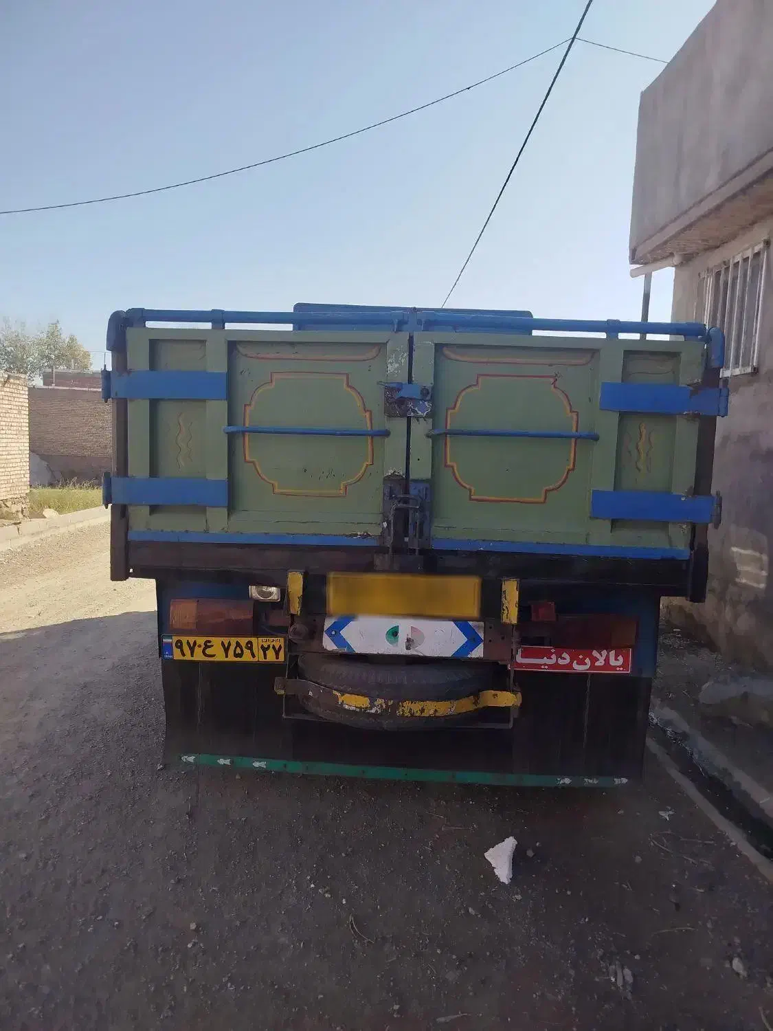 اتاق خاور فروشی .|خودرو سنگین|خوی, |دیوار