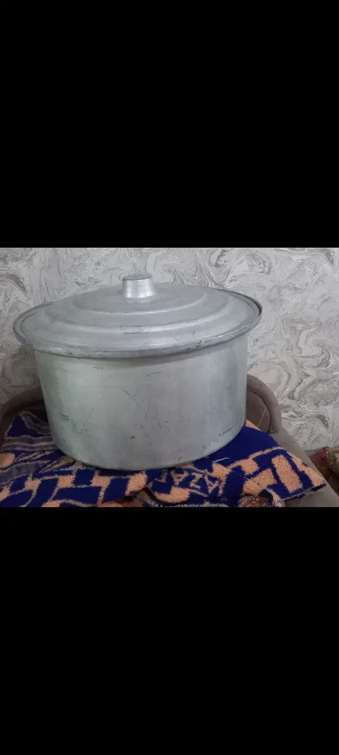 دیگ بزرگ روحی|ظروف پخت‌وپز|گرگان, |دیوار