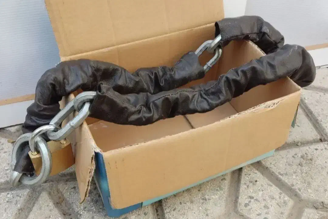 چراغ جلو،عقب،قالپاق206،قفل وزنجیرموتور،چادر آریزو۵|قطعات یدکی و لوازم جانبی|محمدیه-قزوین, |دیوار