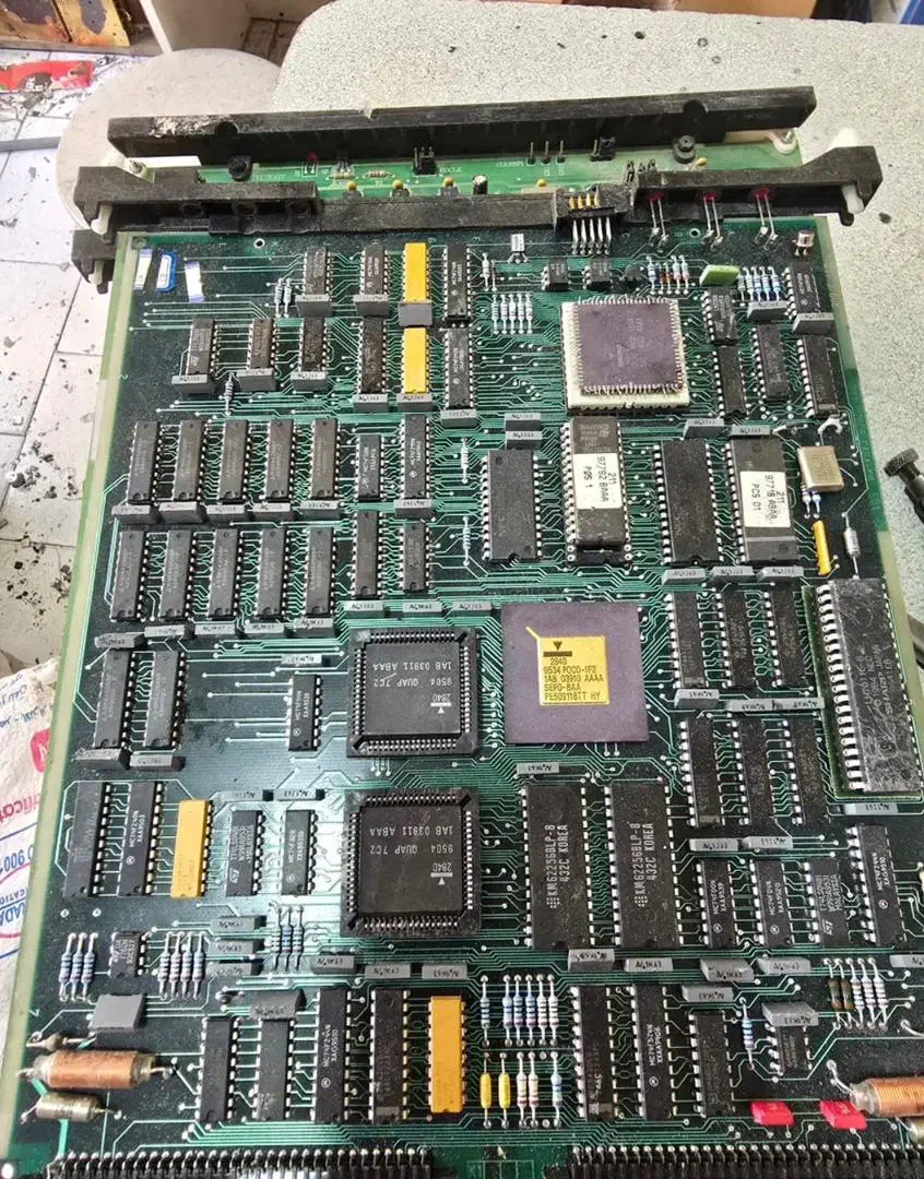 خرید انواع قطعات موبایل سوخته ولوازم الکترونیکی...|خدمات رایانه‌ای و موبایل|سنندج, |دیوار