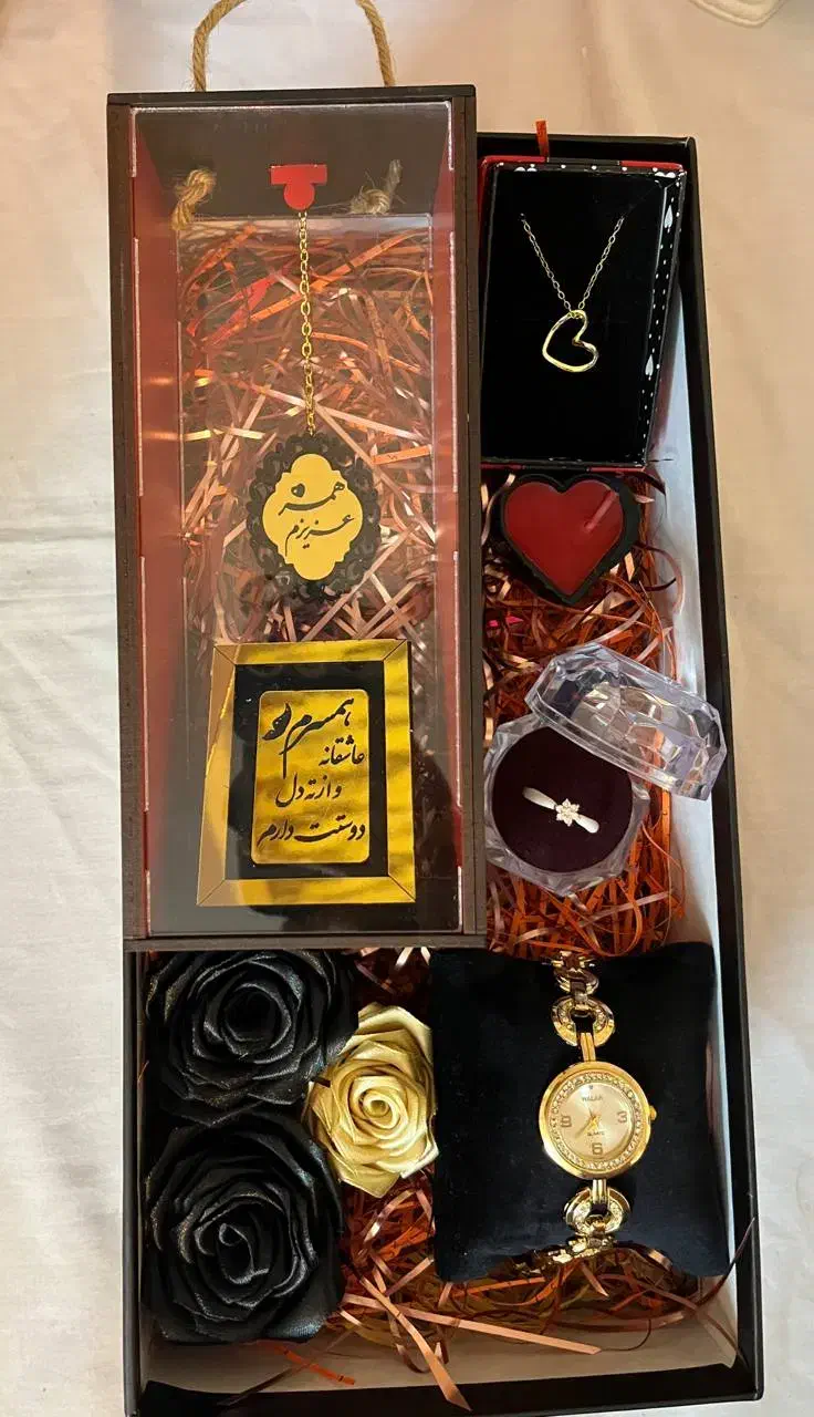 اکسسوری هدیه روز زن|بدلیجات|یزد, |دیوار