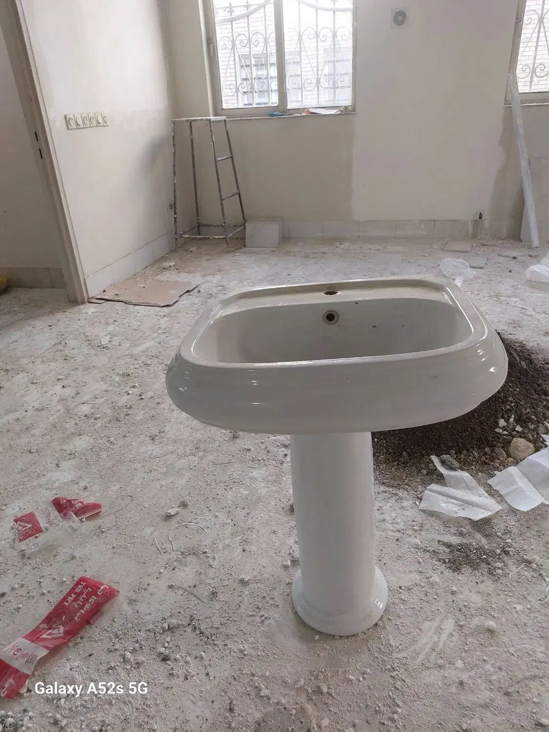 روشویی با پایه|لوازم سرویس بهداشتی|اراک, |دیوار