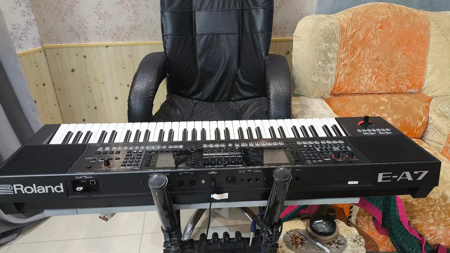ارگrolan ea7|پیانو، کیبورد، آکاردئون|قائم‌شهر, |دیوار