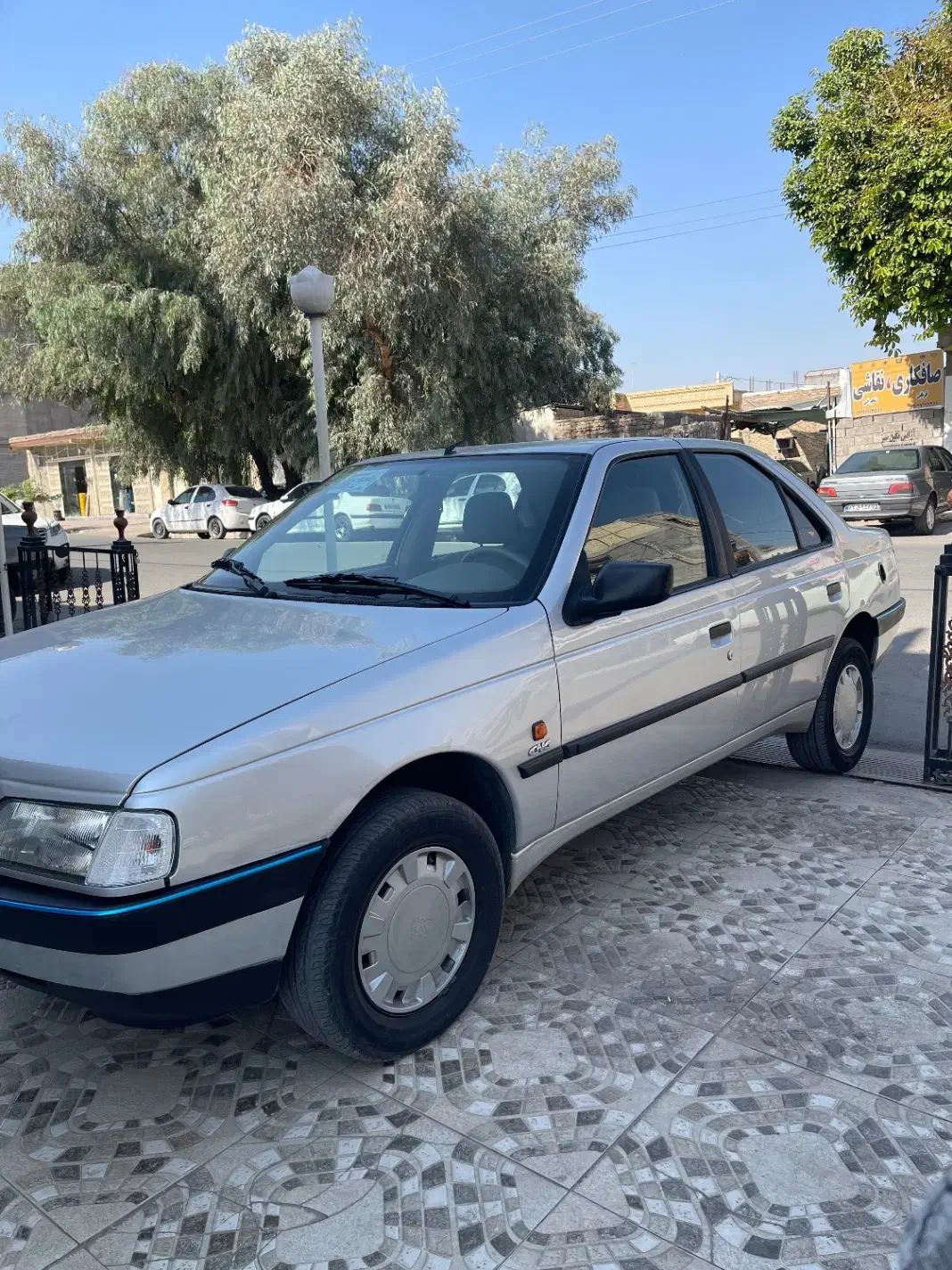 پژو۴۰۵|خودرو سواری و وانت|جیرفت, |دیوار