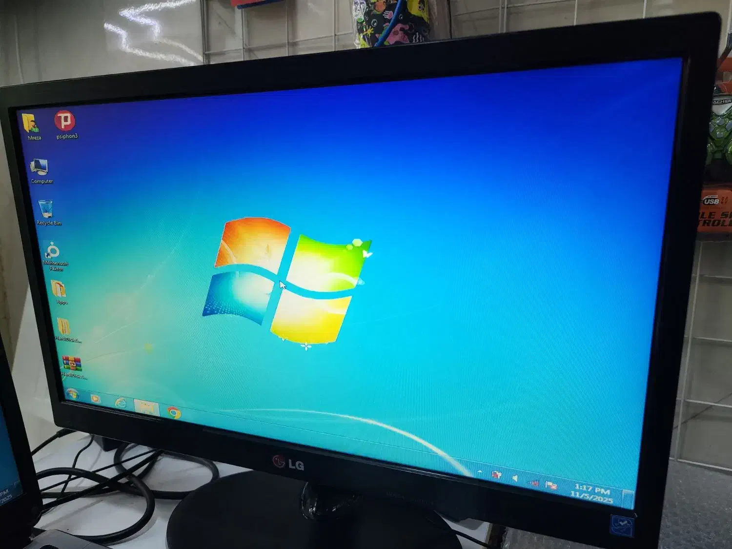 مانیتور آکبند ۲۰ اینچ LG|قطعات و لوازم جانبی رایانه|پرند, فاز ۵|دیوار