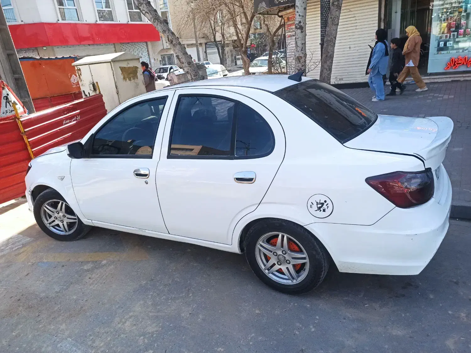 ساینا 1400|خودرو سواری و وانت|مشهد, گاز|دیوار