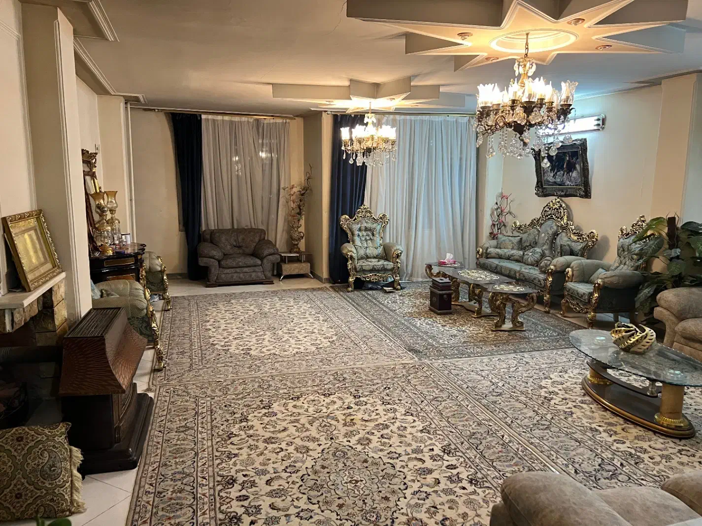 آپارتمان ۱۱۰ متری ورامین خیابان طالقانی|اجارهٔ آپارتمان|ورامین, ورامین|دیوار