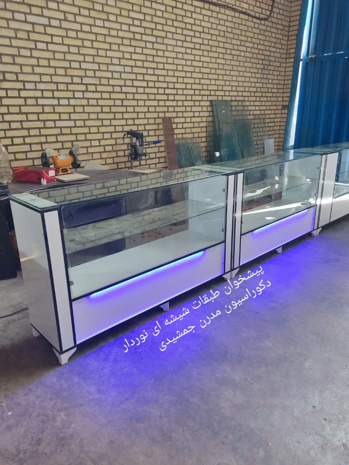 پیشخوان دکور قفسه ویترین رگال کانتر دکورمغازه|فروشگاه و مغازه|تهران, شهید رجایی|دیوار