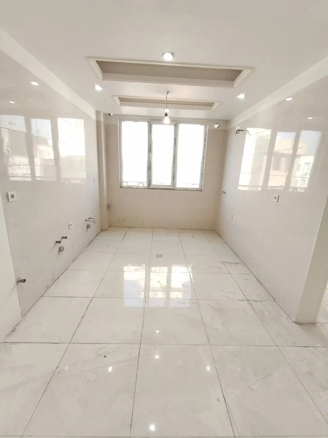 ۸۷ متر/ ۲ خواب/ مسعودیه/ پارکینگ اصلی|اجارهٔ آپارتمان|تهران, مسعودیه|دیوار