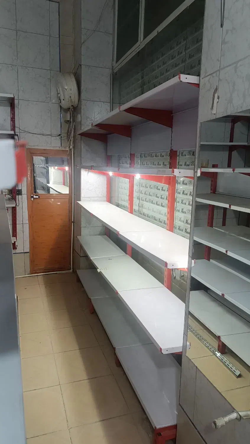 قفسه در حد نو|فروشگاه و مغازه|محمدشهر, محمدشهر|دیوار