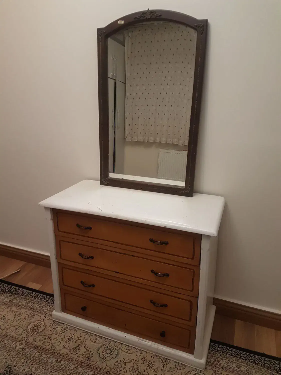 میز آرایشی|مبلمان خانگی و میز عسلی|تبریز, |دیوار