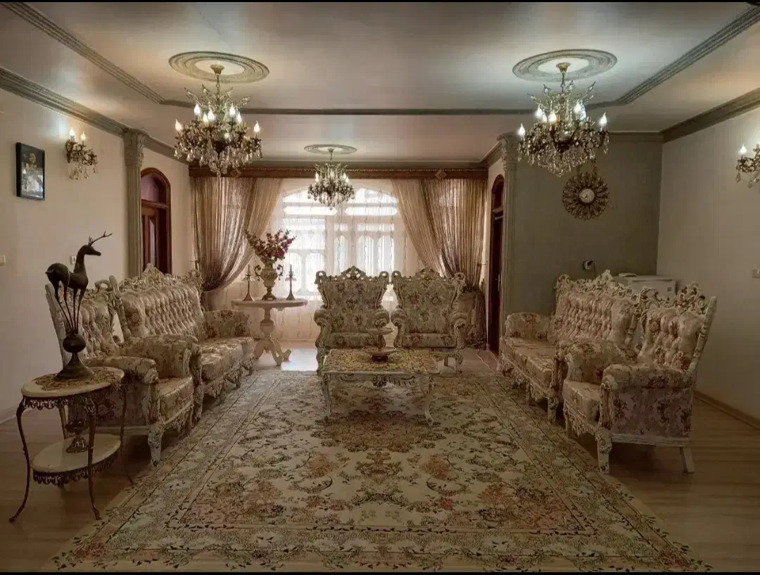 آپارتمان مسکونی تک واحدی ۱۹۳ متر در کوچه حاجیان|فروش آپارتمان|آستارا, |دیوار