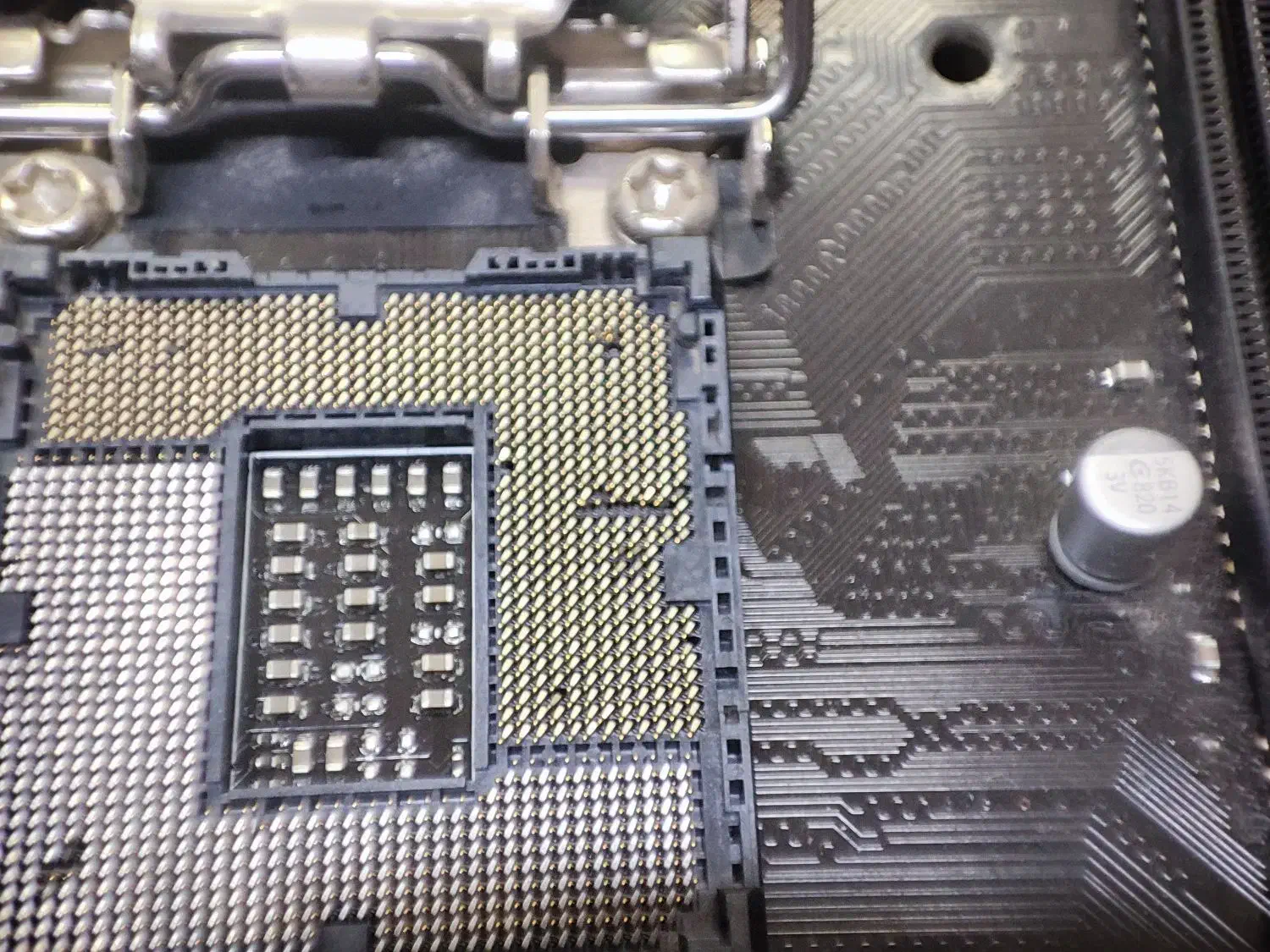 تعمیر وریکاوری تخصصی هارد و لپ تاپ با تجهیزات بروز|خدمات رایانه‌ای و موبایل|زاهدان, |دیوار