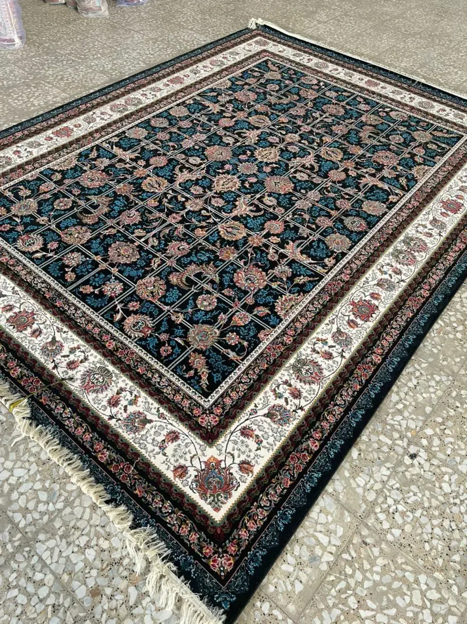 دنیای فرش کاشان قیمت اقتصادی واقصاددر همه ابعاد|فرش|اصفهان, عسگریه|دیوار