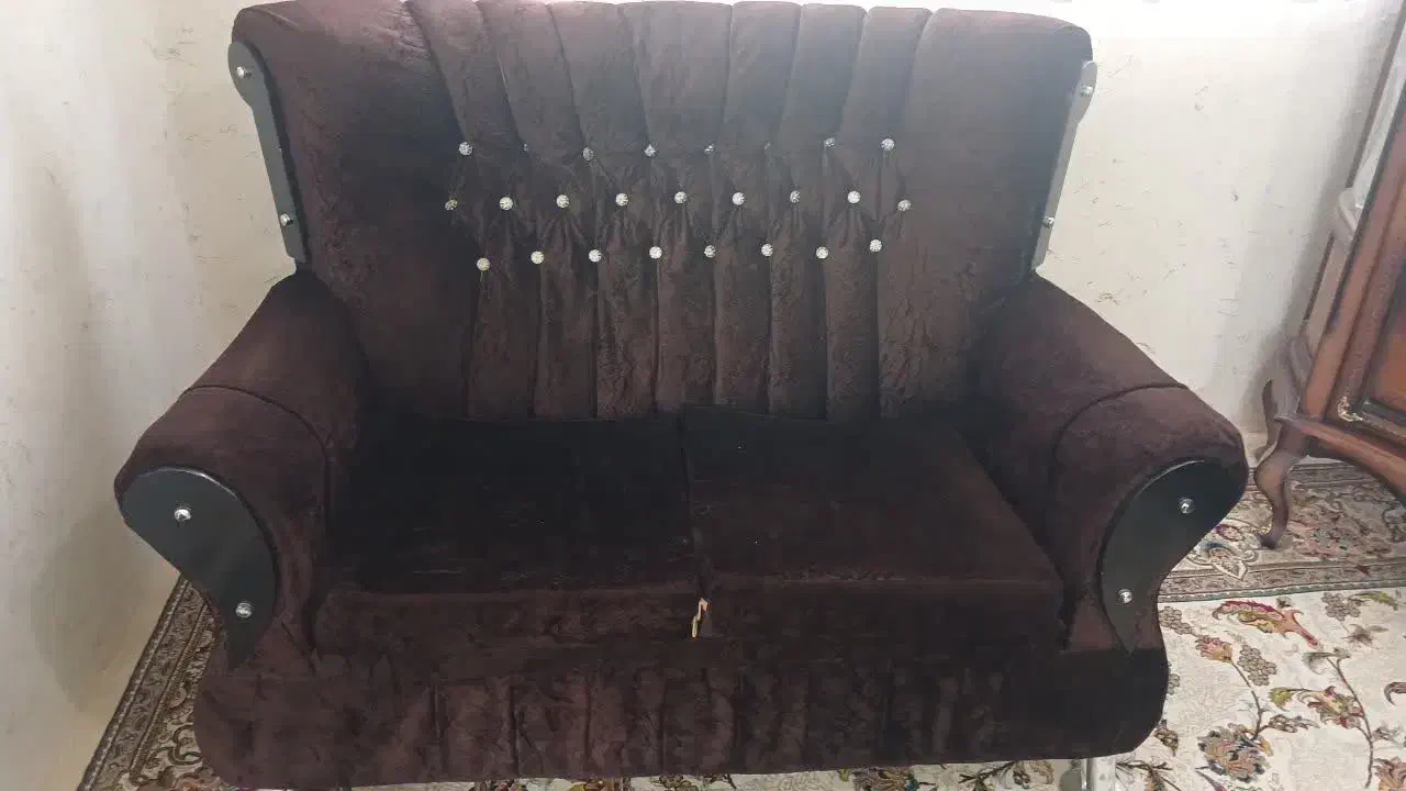 مبل ۷ نفره|مبلمان خانگی و میز عسلی|تربت‌حیدریه, سرمحله|دیوار