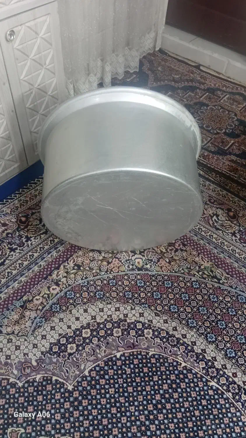 قابلمه روحی|ظروف پختوپز|مشهد, خواجه ربیع|دیوار