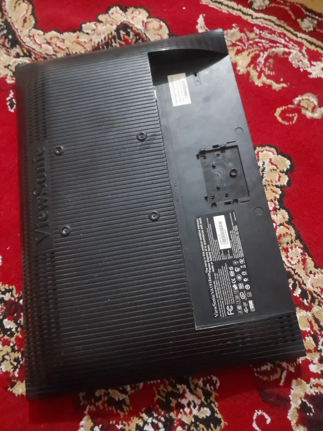 مانیتور ۱۹اینج در حداک اک|قطعات و لوازم جانبی رایانه|اهواز, اهواز|دیوار