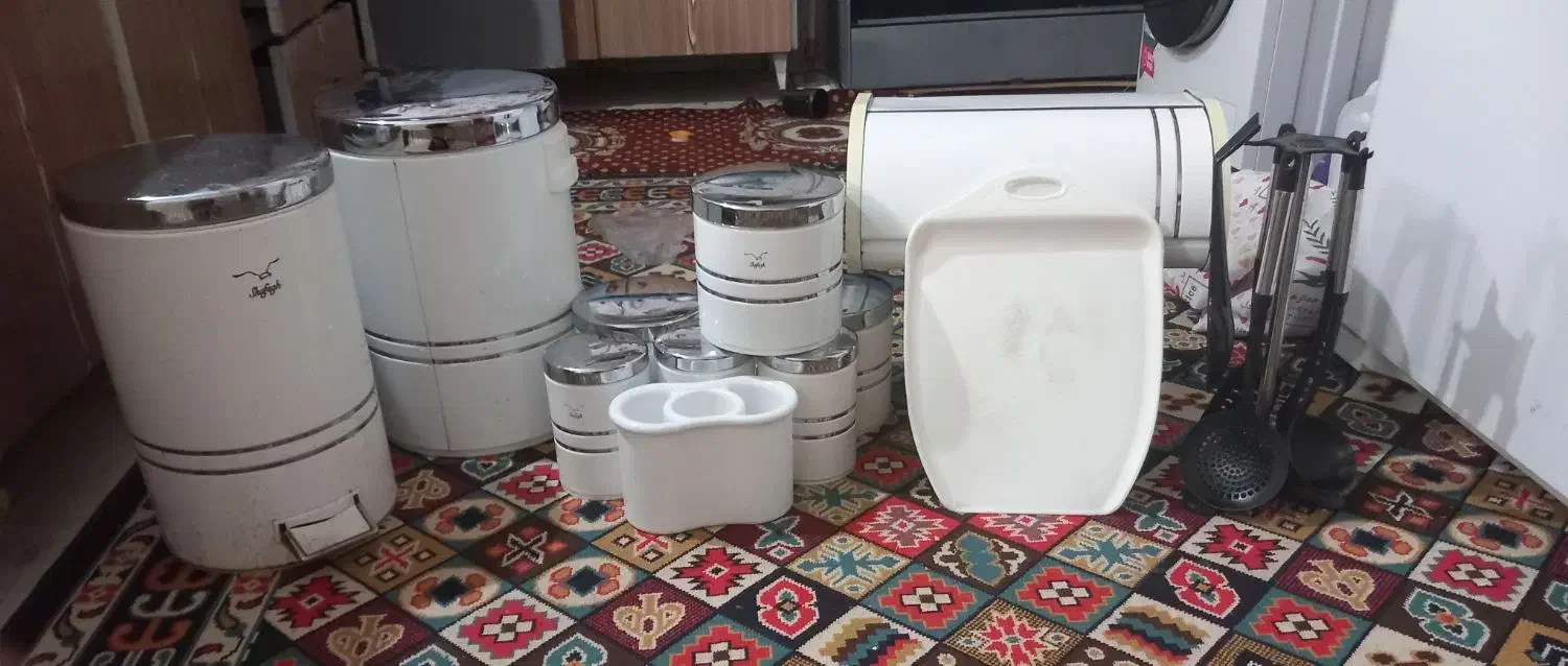 سرویس اشپزخانه|ظروف نگهدارنده، پلاستیکی، یک‌بارمصرف|بجنورد, |دیوار