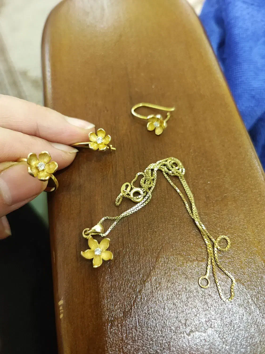 نیم ست طلا دخترونه تا 9سال نو نو|جواهرات|تهران, مجیدآباد|دیوار