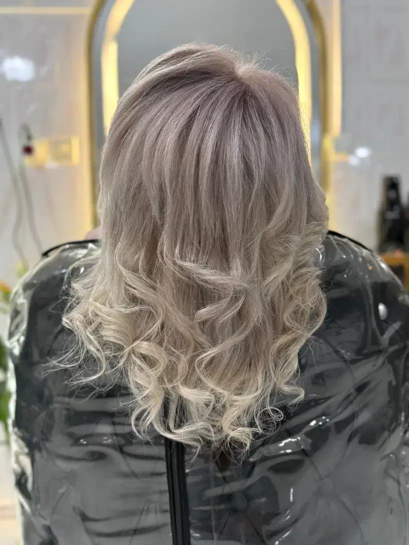 تعدادی مدل فقط با پرداخت بخشی از مواد مصرفی|خدمات آرایشگری و زیبایی|کرمان, |دیوار