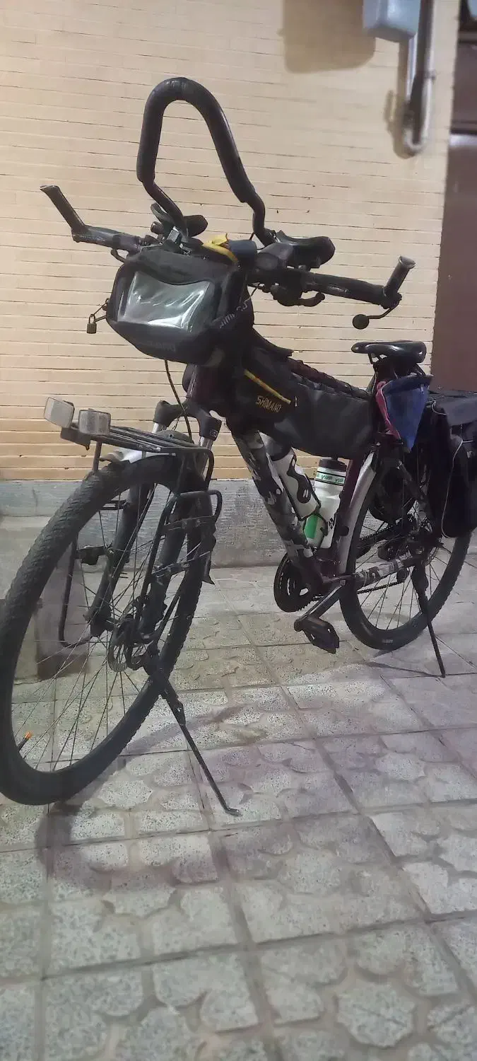 جاینت xL۲۹|دوچرخه، اسکیت، اسکوتر|اصفهان, باغ دریاچه|دیوار