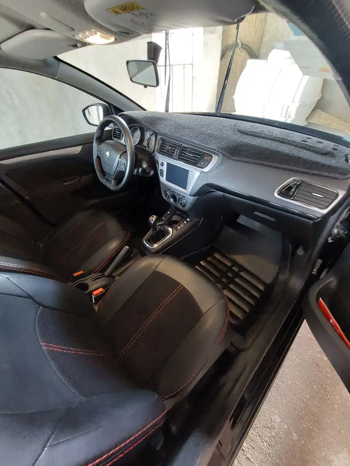 تارا مشکی مدل 1401|خودرو سواری و وانت|گیلان غرب, |دیوار