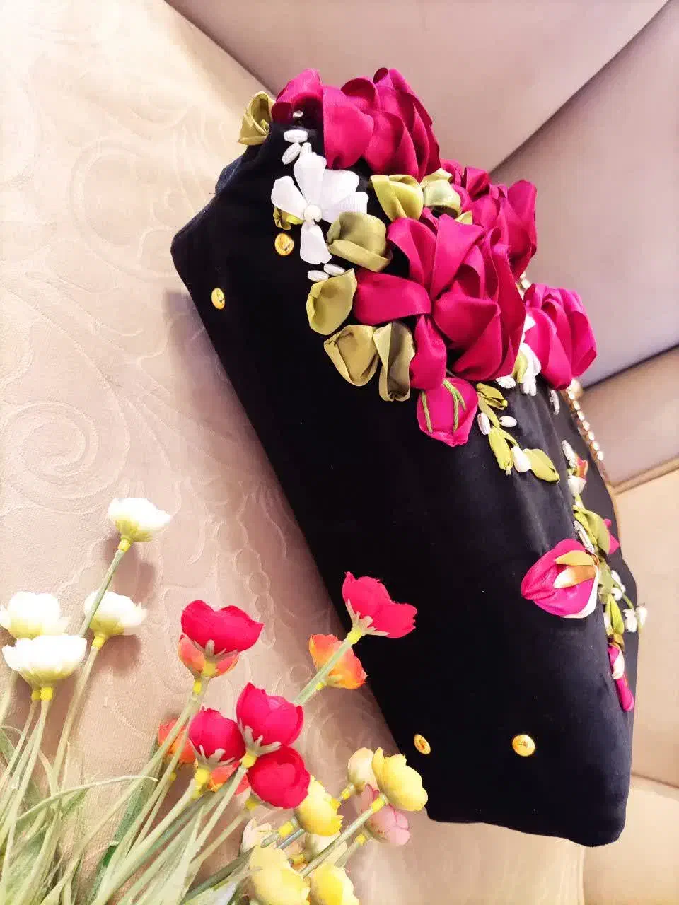 کیفهای مجلسی روباندوزی شده|کیف، کفش، کمربند|اردبیل, |دیوار