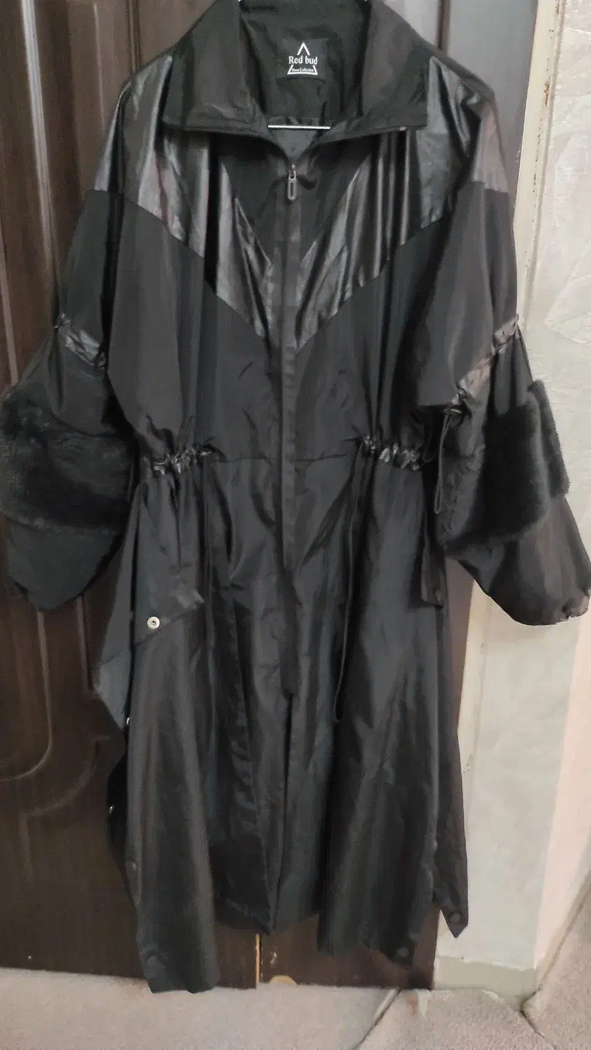 بارونی خوشگل و زیبا وسالم|لباس|قم, پردیسان|دیوار