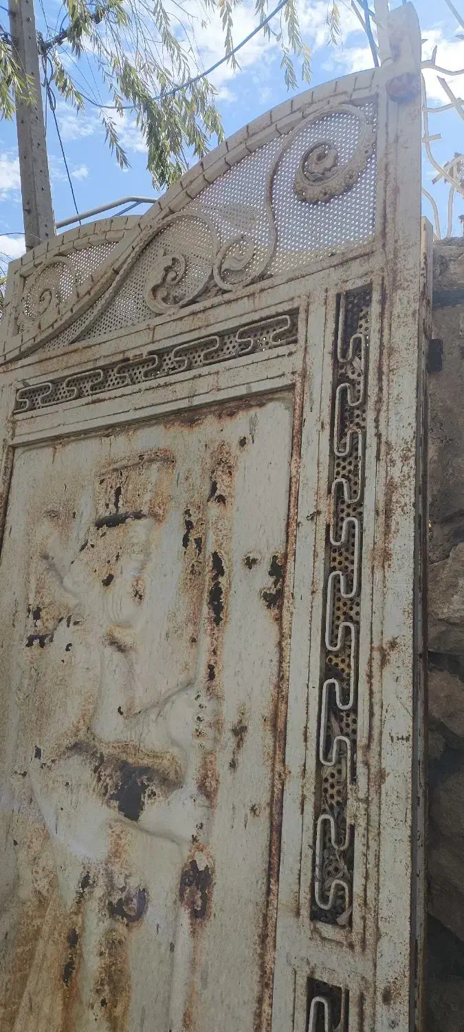 درب ویلا،خانه|مصالح و تجهیزات ساختمان|نیاسر, |دیوار