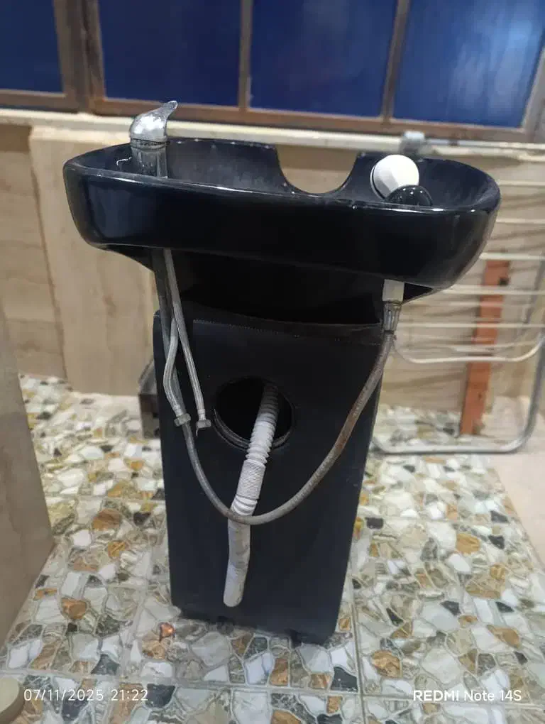 فروشی|آرایشگاه و سالن‌های زیبایی|بندر امام خمینی, |دیوار