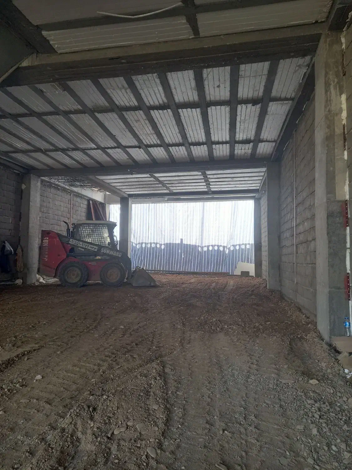 بابکت توماس مینی لودر|خدمات حمل و نقل|گلبهار, نوبهار|دیوار