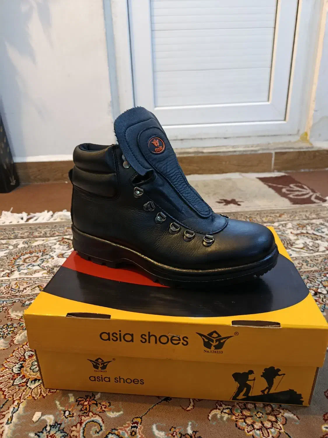 کفش نیم بوت آسیا|کیف، کفش، کمربند|شوش, |دیوار