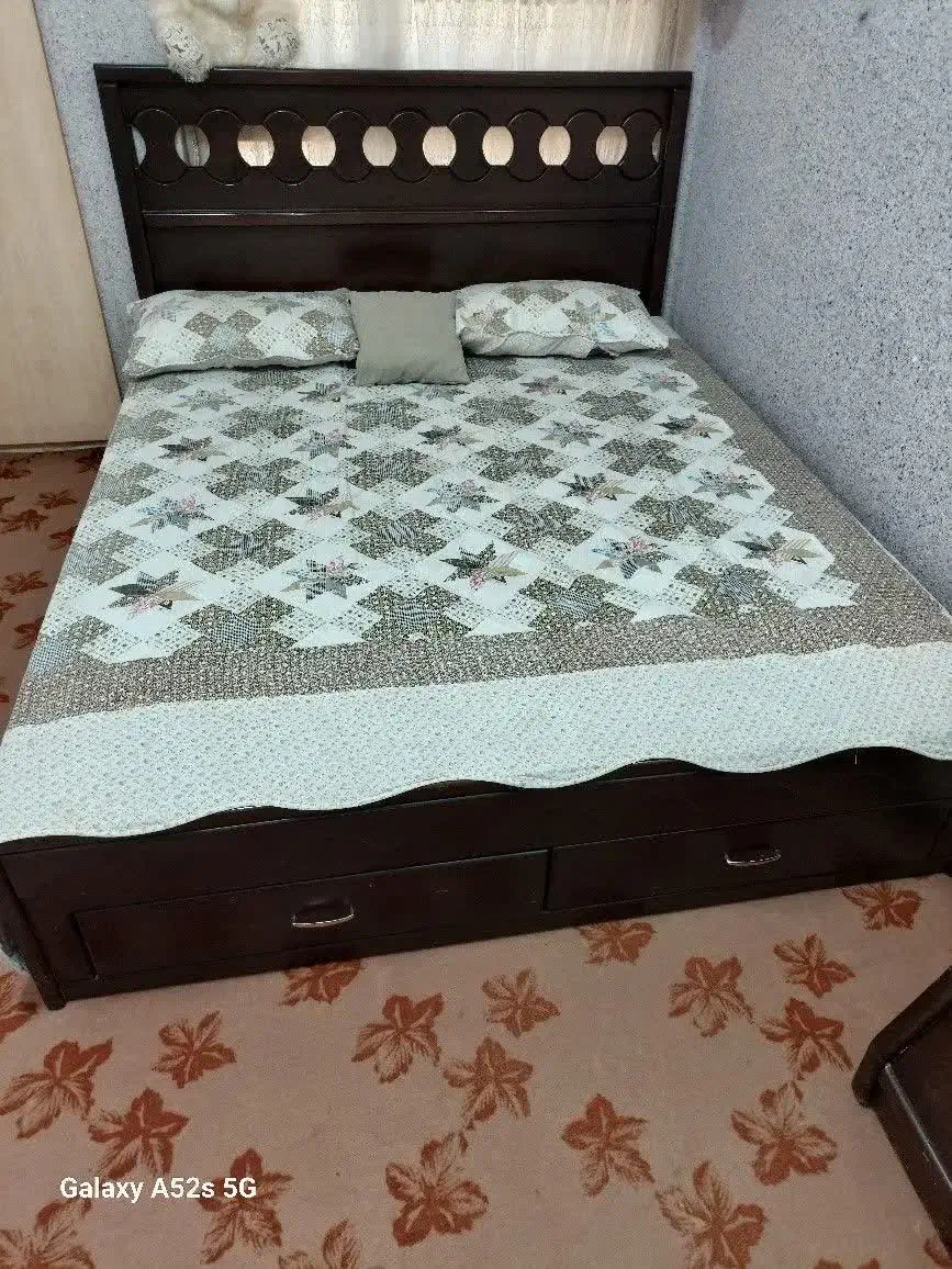 تختدونفرهتمیز|تخت و سرویس خواب|باوی, |دیوار