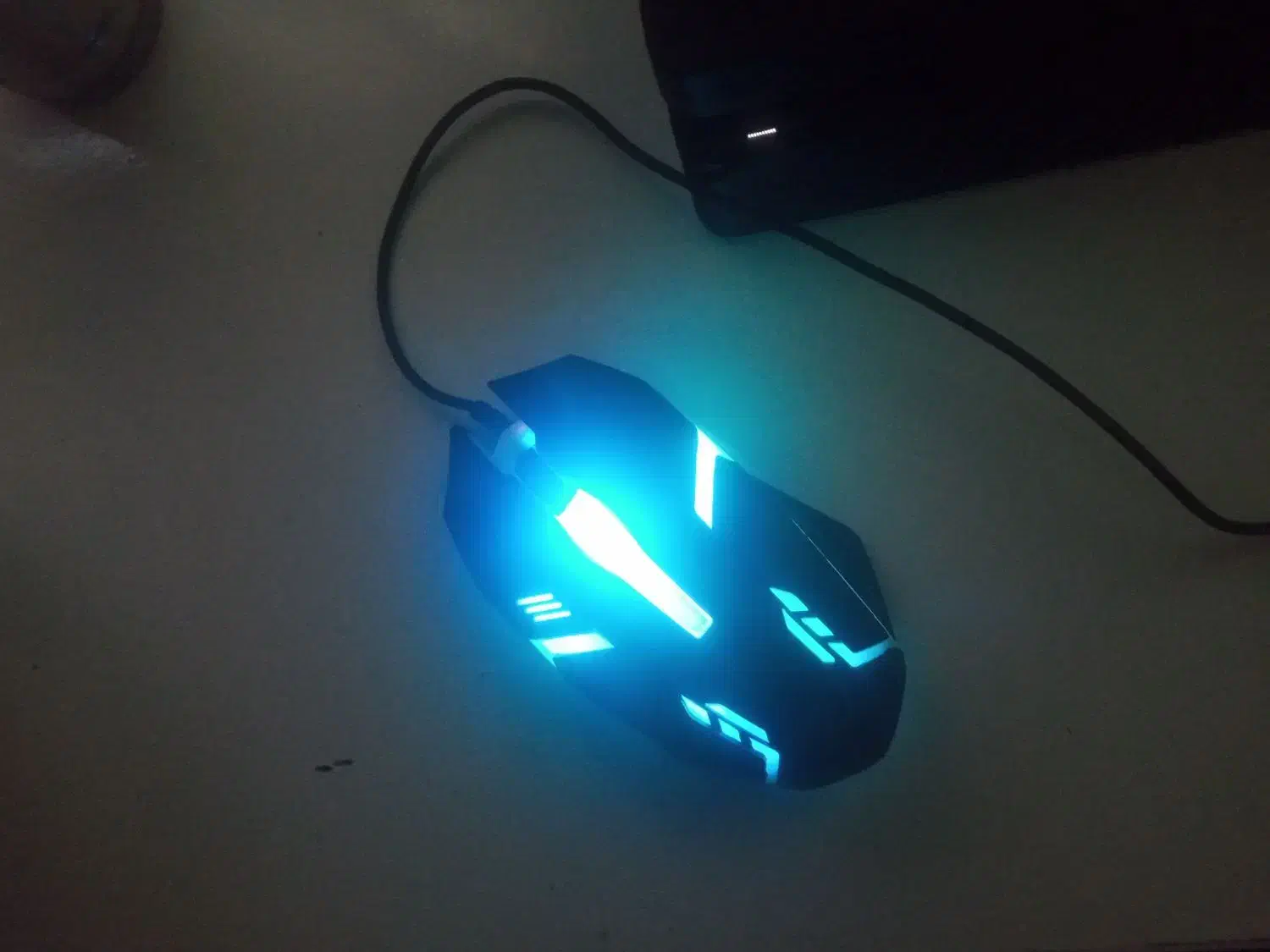 موس سالم مناسب کامپیوتر و مانیتور|قطعات و لوازم جانبی رایانه|اراک, |دیوار