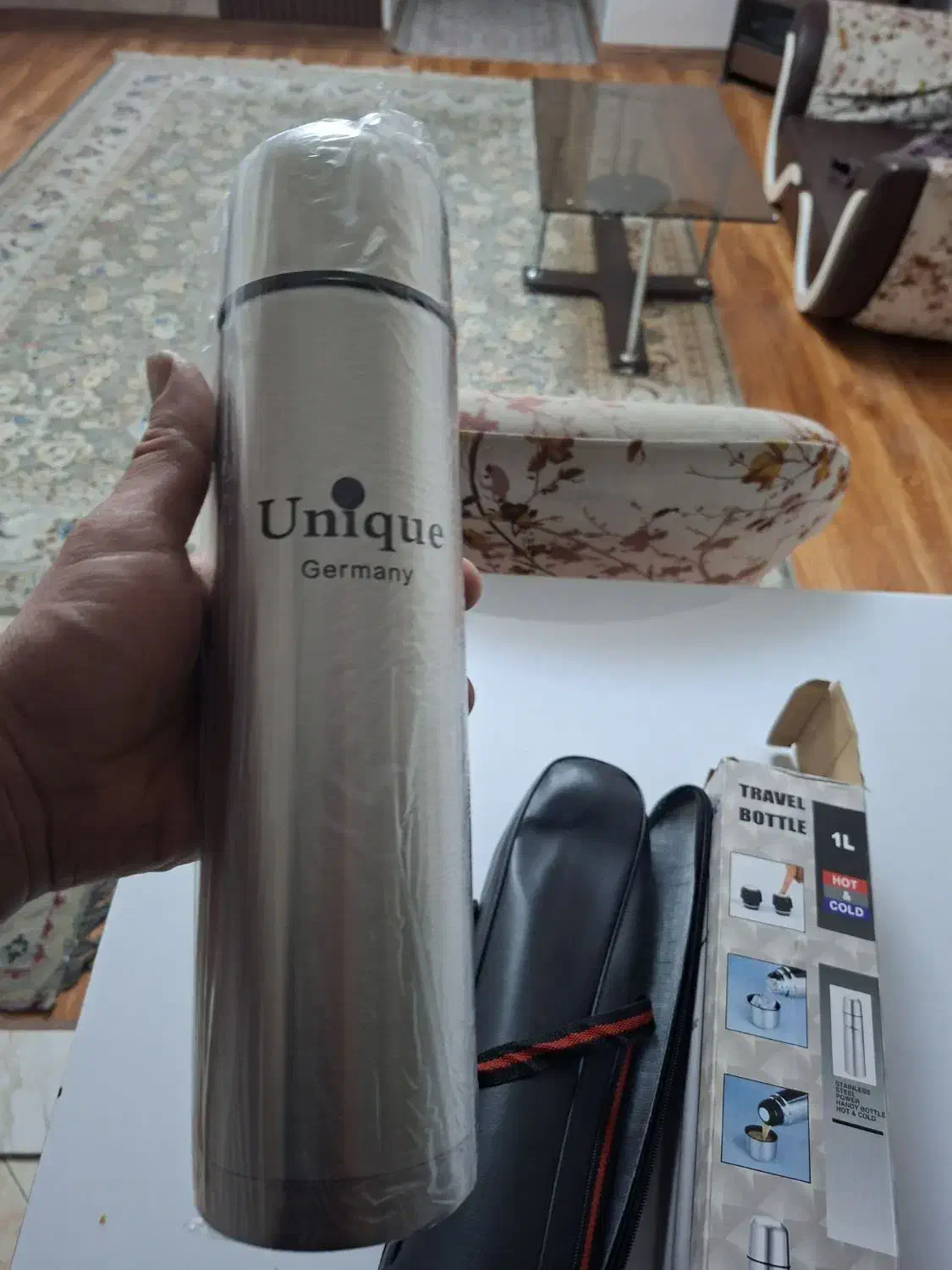 فلاکس|ظروف نگهدارنده، پلاستیکی، یک‌بارمصرف|اندیشه, اندیشه فاز ۱|دیوار