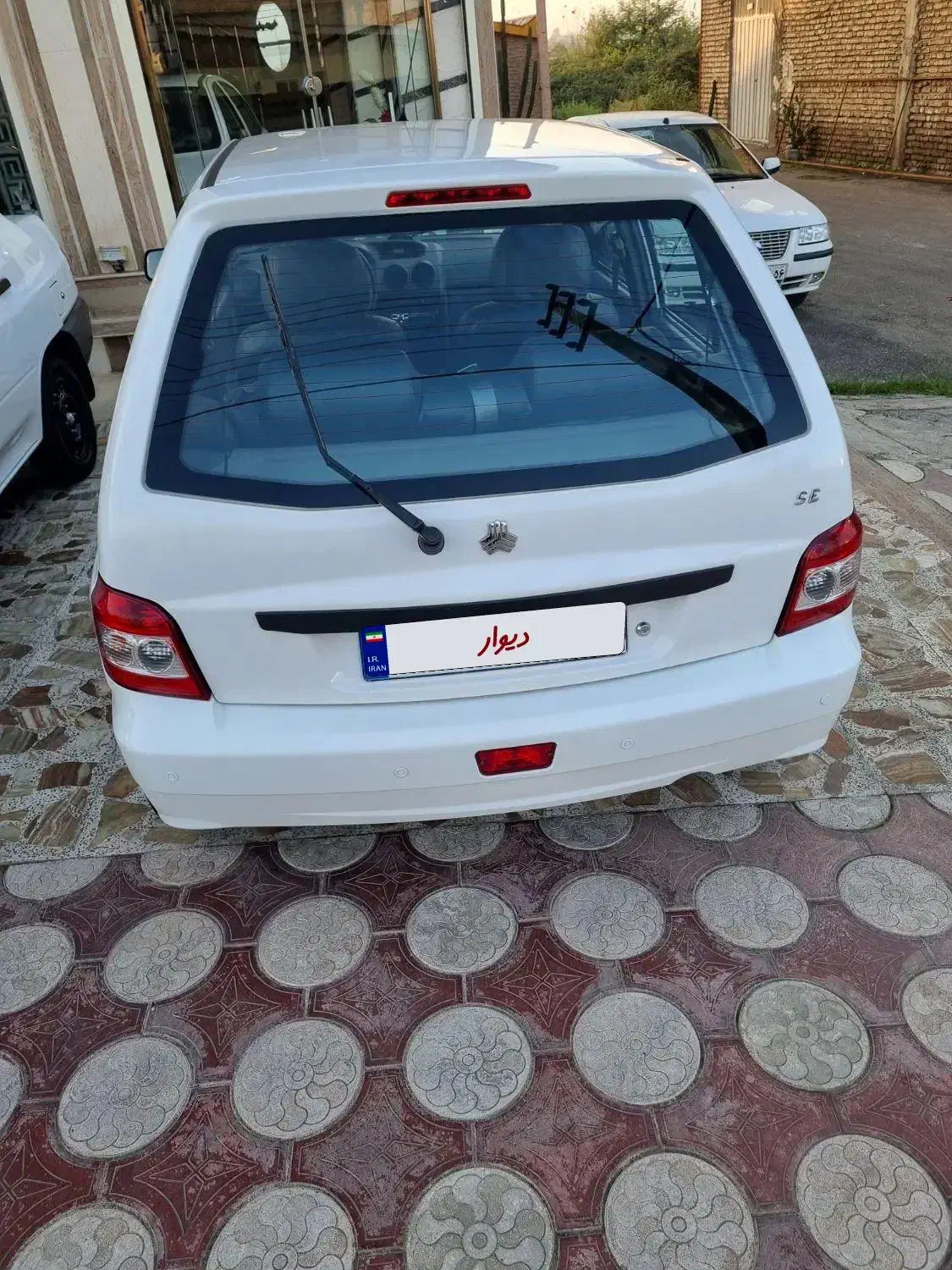 پراید ۱۱۱ سفید تمیز|خودرو سواری و وانت|رشت, بازار|دیوار